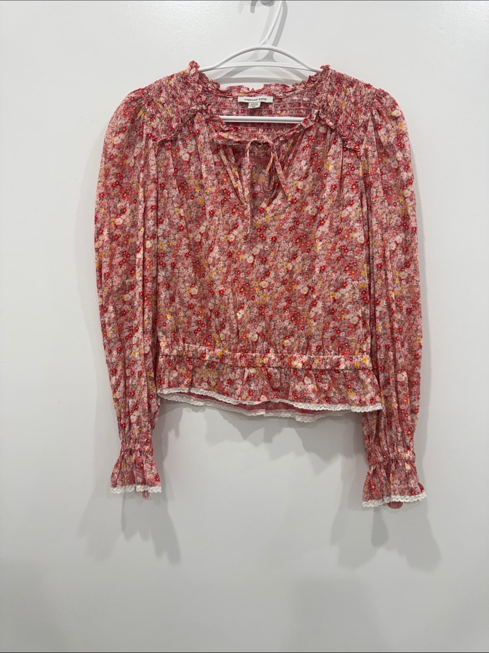 American Eagle Floral Peasant Blouse Smocked Boho Cottagecore Small Petite